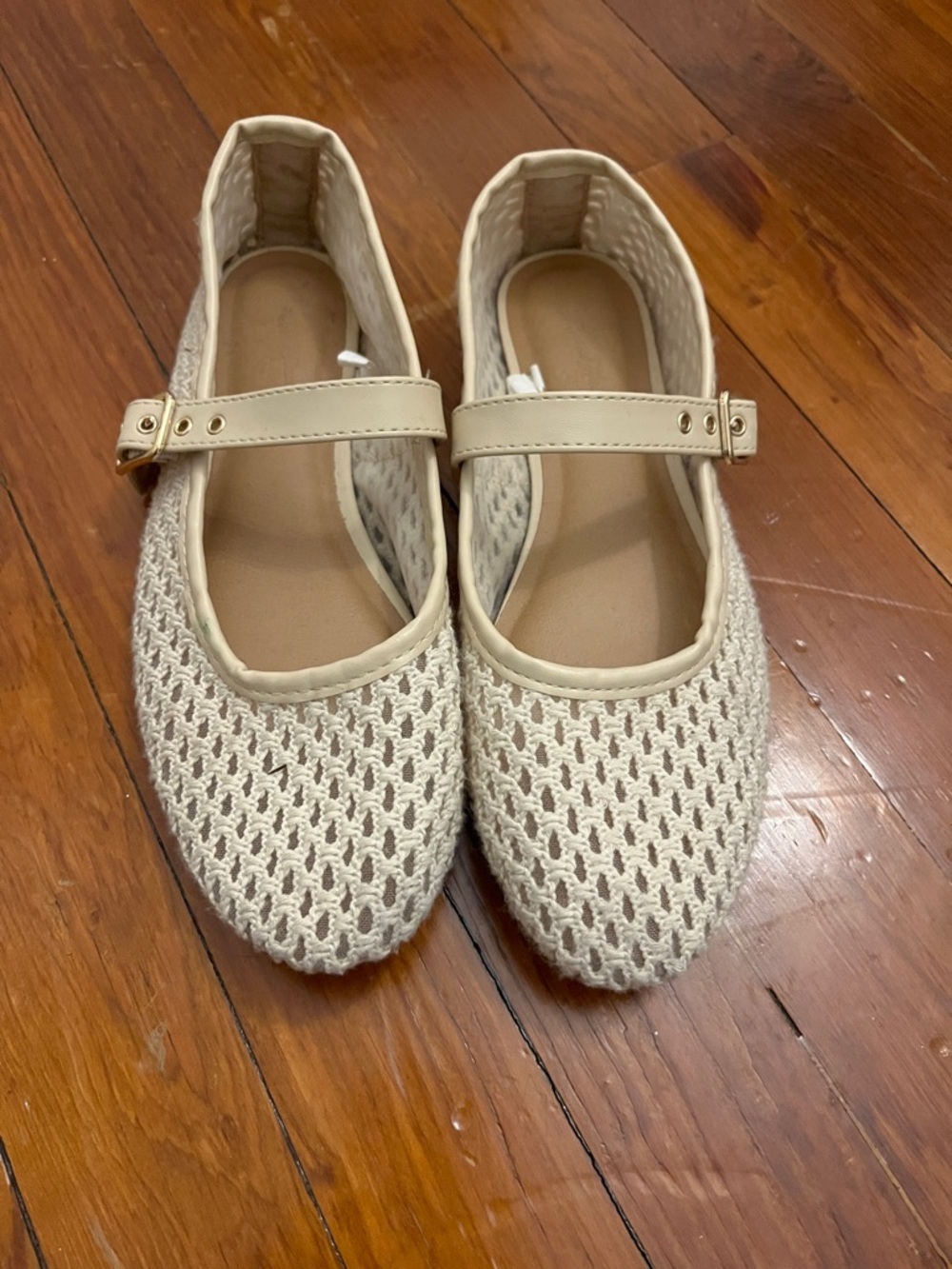 Universal Thread Cream Crochet Mary Jane Flats
